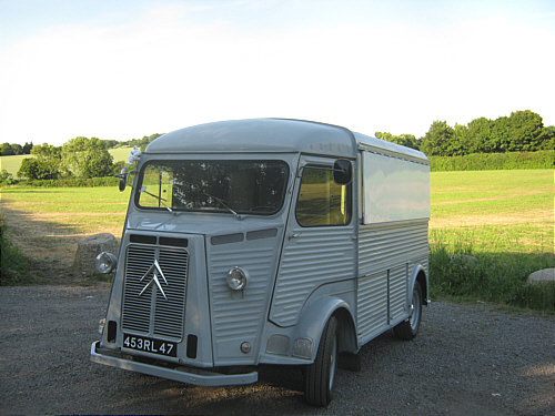 grey-hvan1966-frontview.jpg